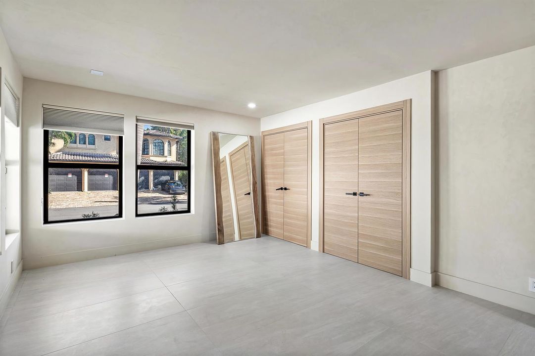 029-425CoralWay-FortLauderdale-FL-33301-