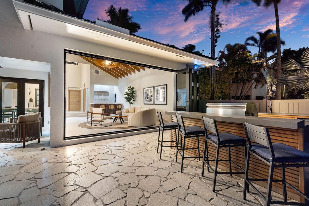 057-425CoralWay-FortLauderdale-FL-33301-