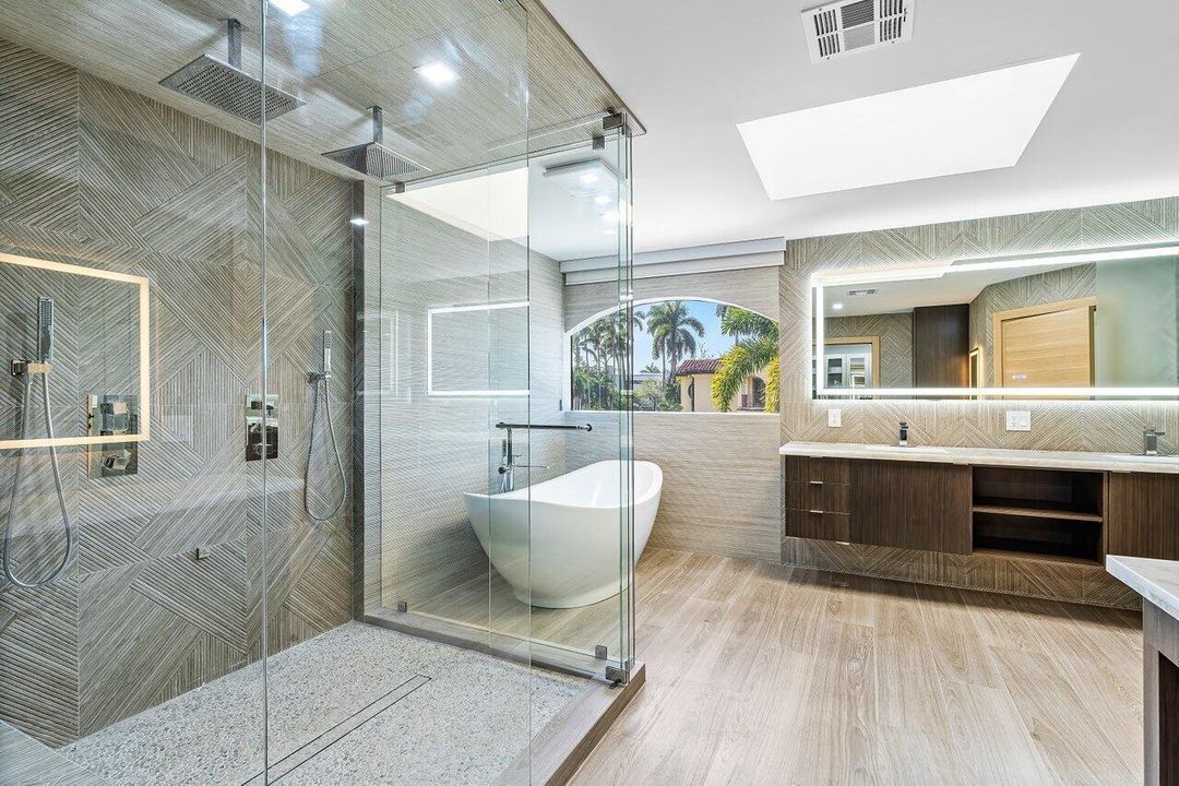 043-425CoralWay-FortLauderdale-FL-33301-