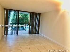 For Rent: $2,100 (2 beds, 2 baths, 936 Square Feet)