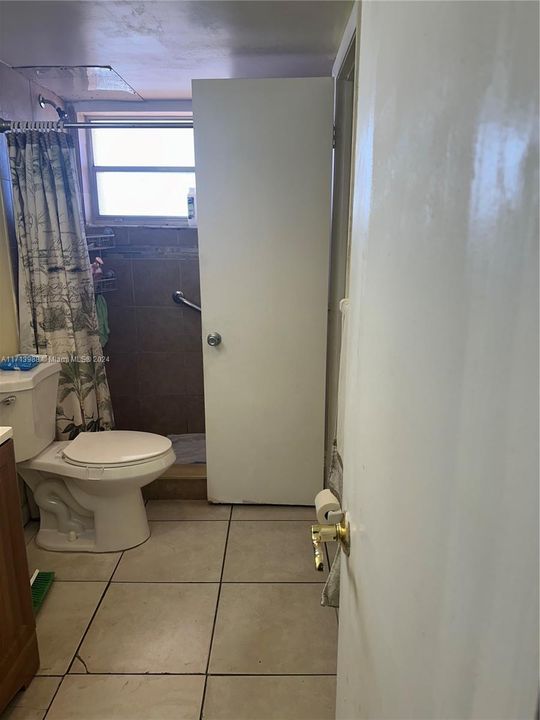 For Rent: $2,000 (1 beds, 1 baths, 678 Square Feet)