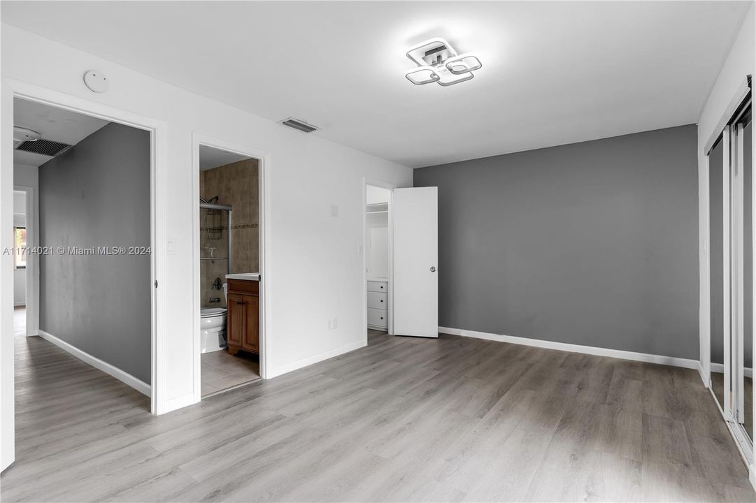 For Sale: $375,000 (2 beds, 2 baths, 1395 Square Feet)