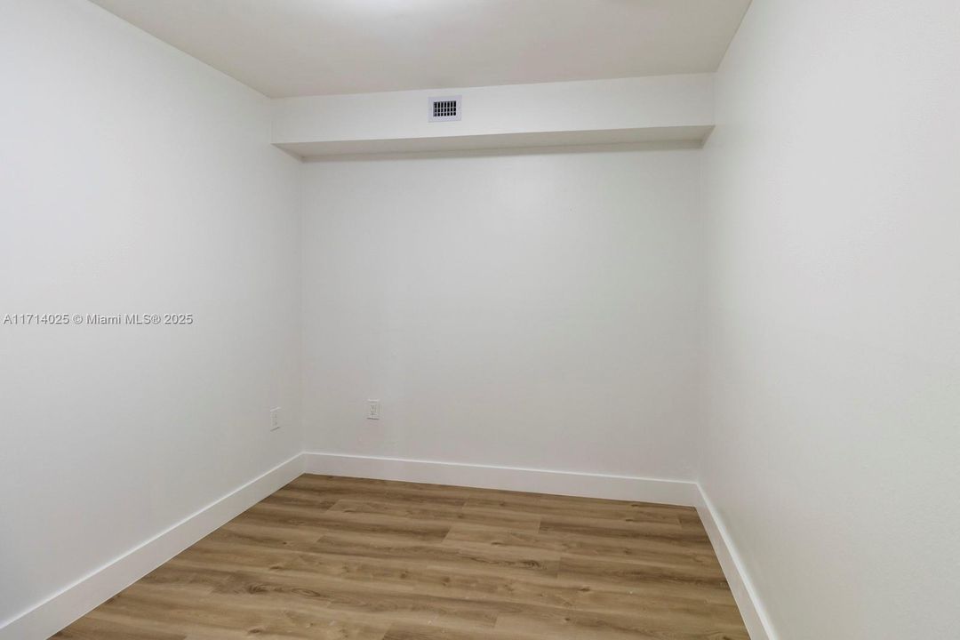 For Rent: $3,000 (3 beds, 2 baths, 1502 Square Feet)