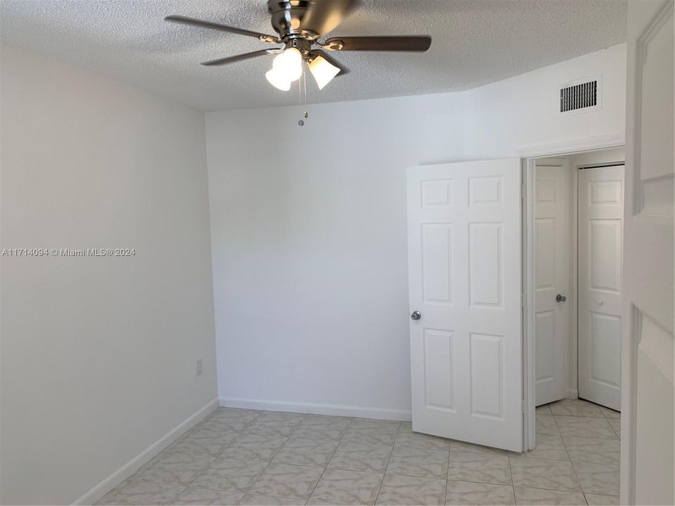 For Rent: $2,400 (2 beds, 2 baths, 1080 Square Feet)