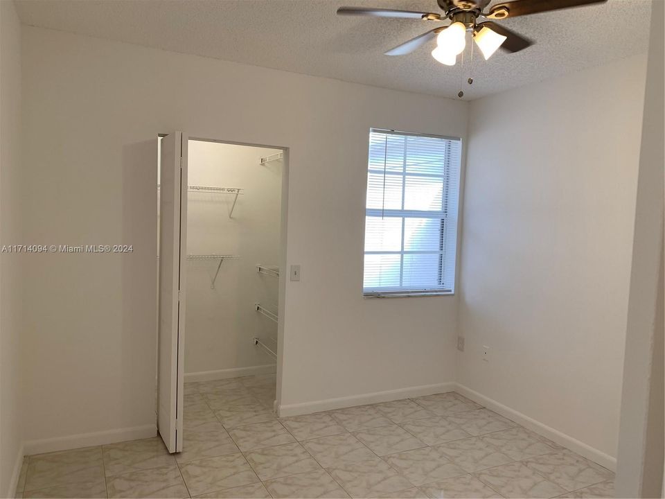 For Rent: $2,400 (2 beds, 2 baths, 1080 Square Feet)