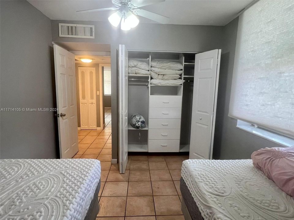 For Rent: $3,200 (3 beds, 2 baths, 1330 Square Feet)