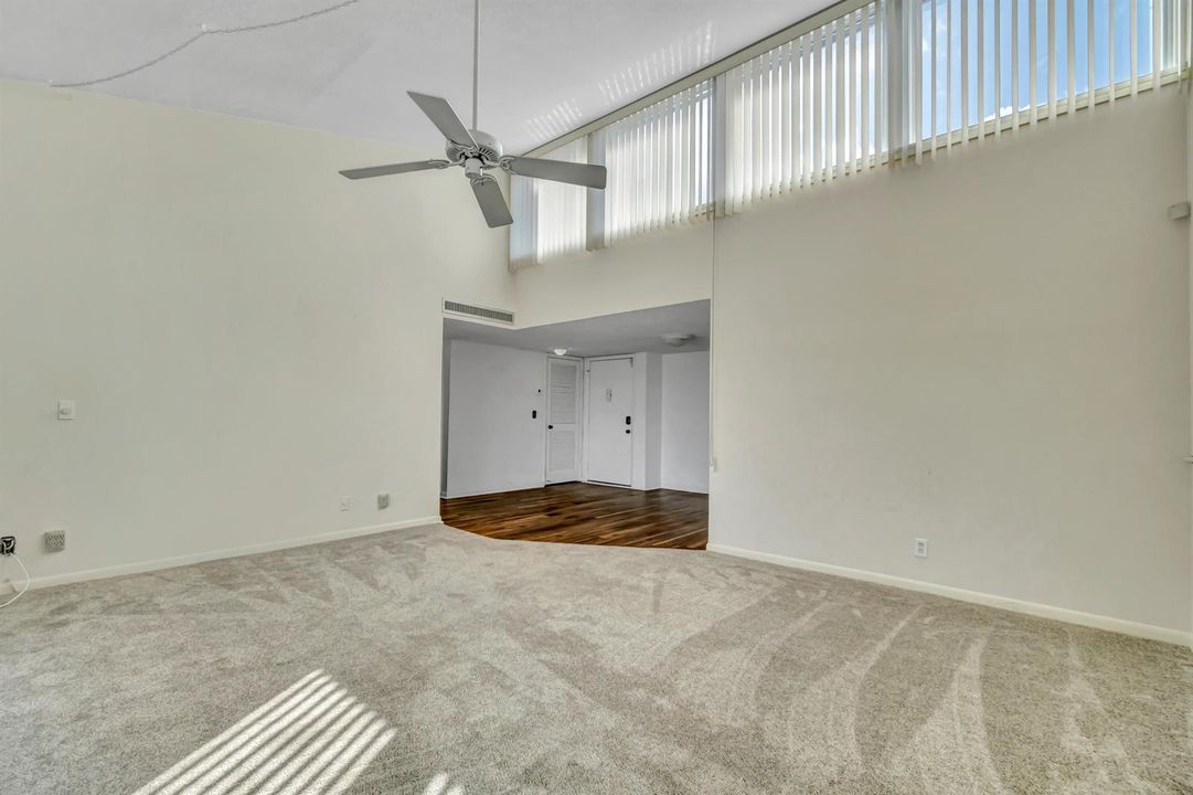 2528 Boundbrook Dr Interior (8)