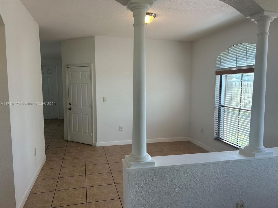 For Rent: $3,600 (3 beds, 2 baths, 1854 Square Feet)