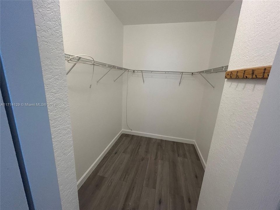 For Rent: $3,600 (3 beds, 2 baths, 1854 Square Feet)