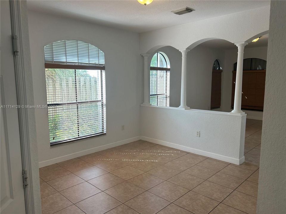 For Rent: $3,600 (3 beds, 2 baths, 1854 Square Feet)