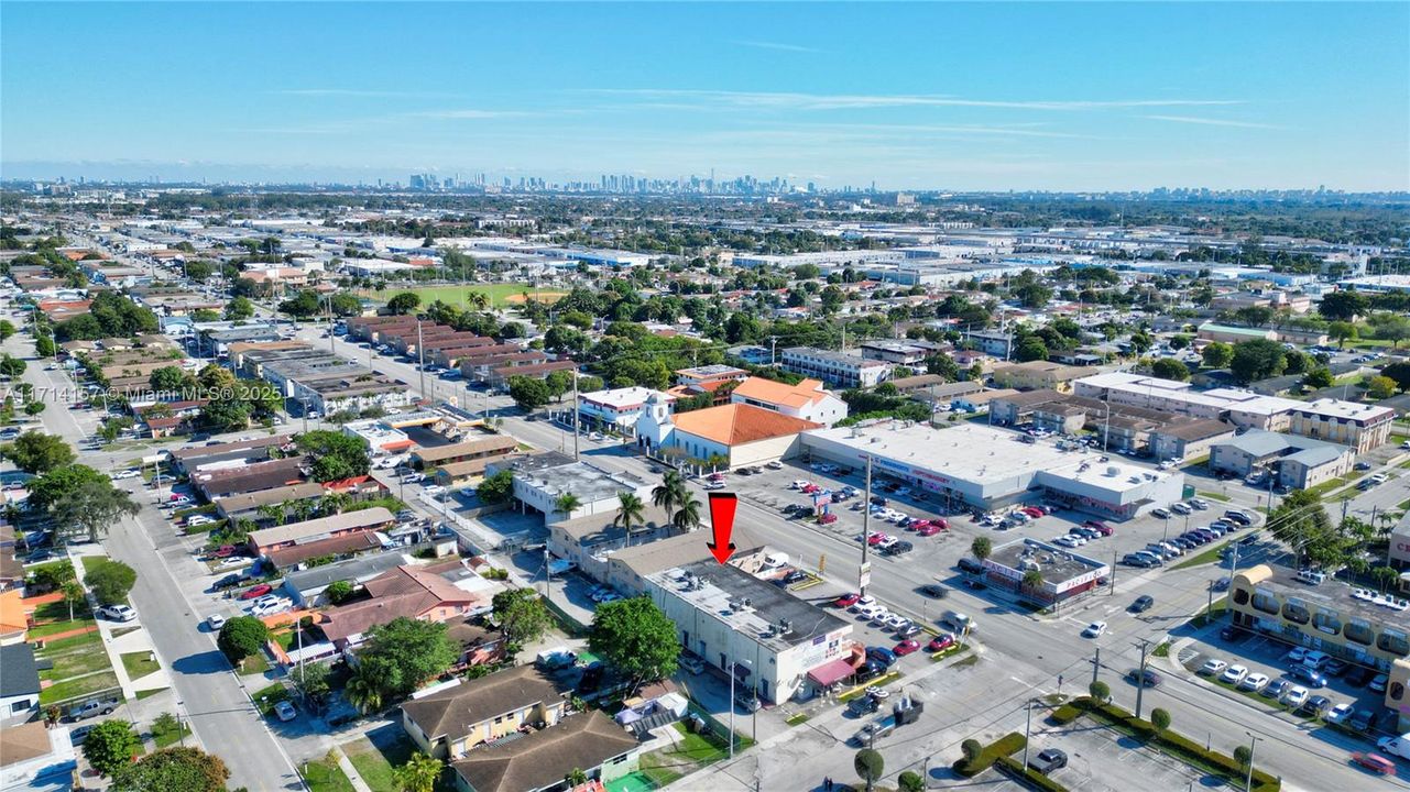 最近售出: $2,999,000 (0 贝兹, 0 浴室, 0 平方英尺)