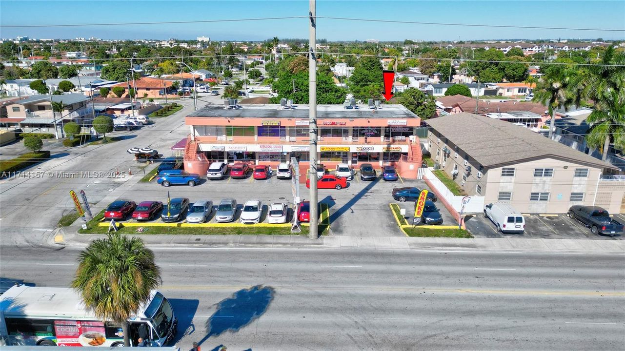 最近售出: $2,999,000 (0 贝兹, 0 浴室, 0 平方英尺)