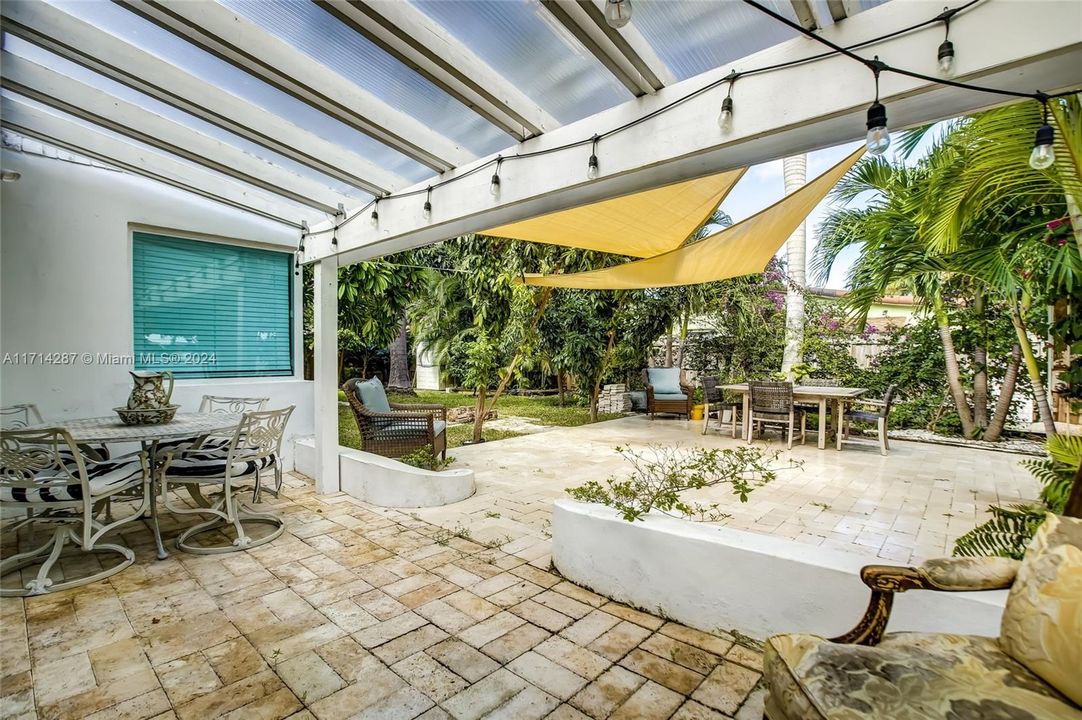 Недавно арендовано: $11,000 (3 спален, 3 ванн, 1504 Квадратных фут)