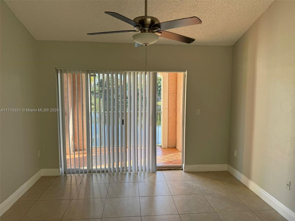 For Rent: $1,950 (1 beds, 1 baths, 618 Square Feet)