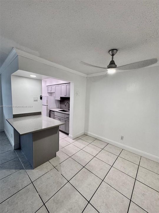 For Rent: $1,850 (1 beds, 1 baths, 680 Square Feet)