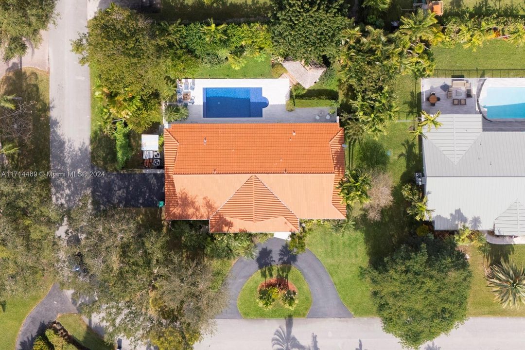 En Venta: $1,799,000 (4 camas, 3 baños, 2646 Pies cuadrados)