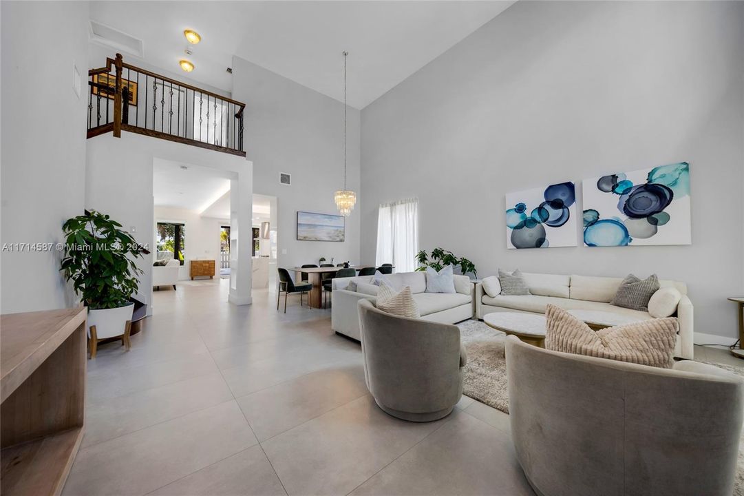 最近租的: $6,300 (4 贝兹, 3 浴室, 2614 平方英尺)