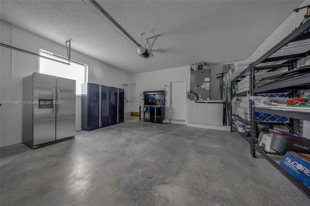 最近租的: $6,300 (4 贝兹, 3 浴室, 2614 平方英尺)