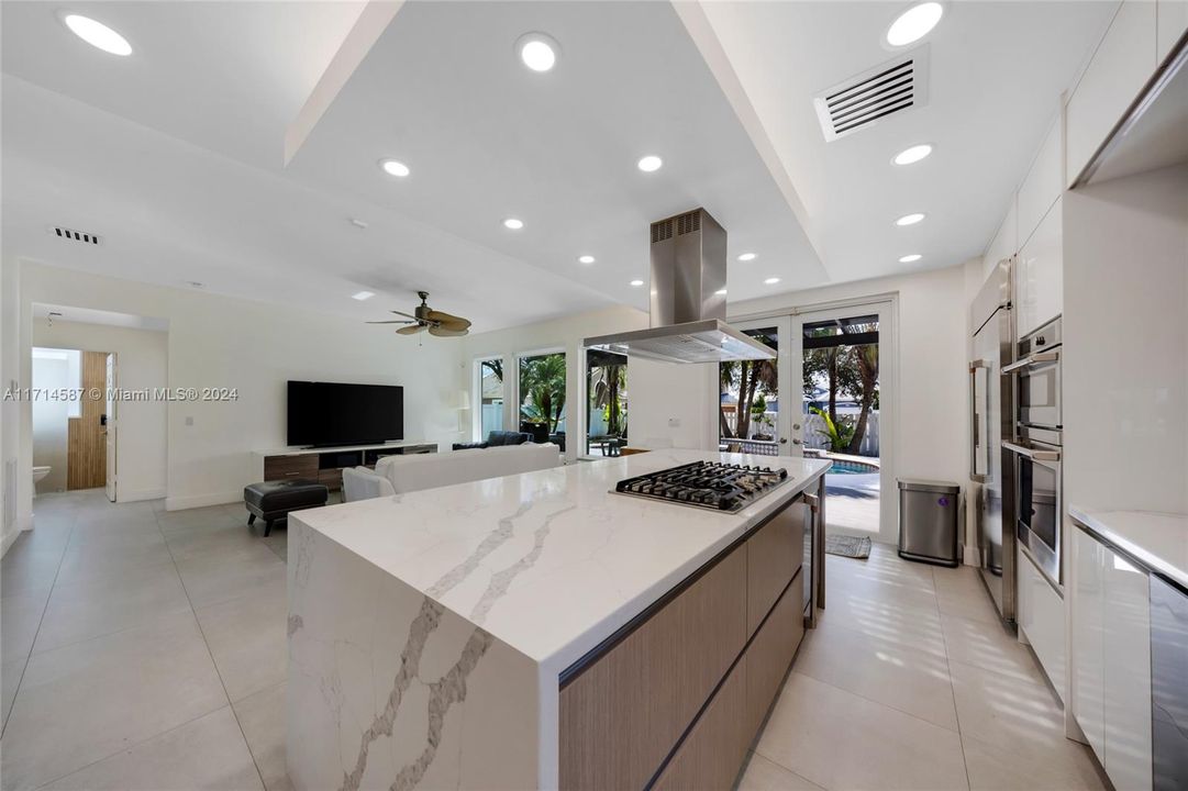 最近租的: $6,300 (4 贝兹, 3 浴室, 2614 平方英尺)