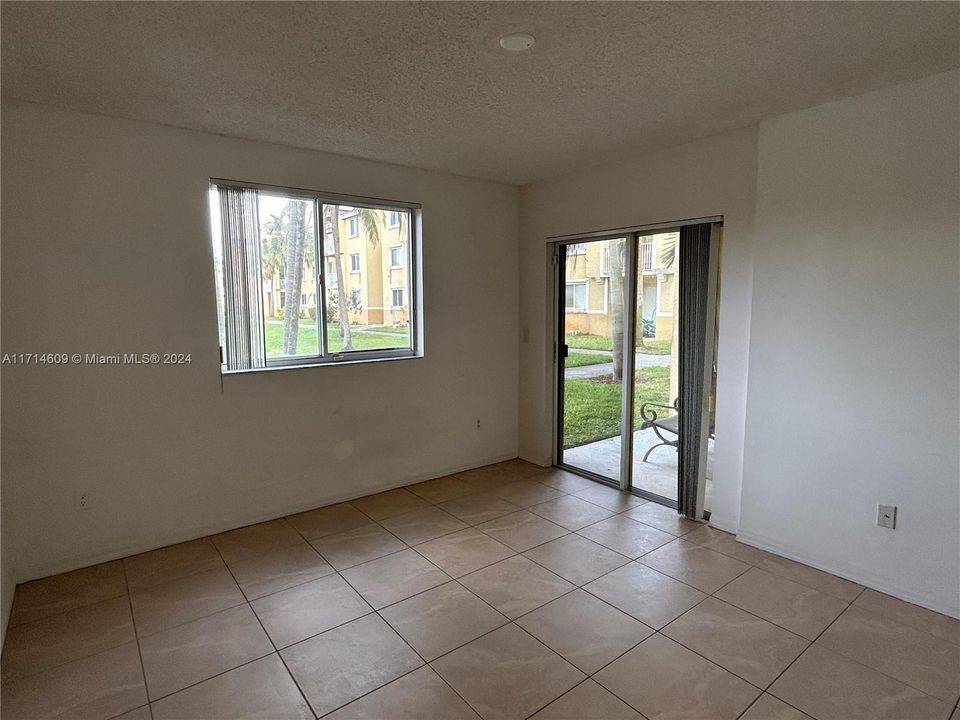 For Rent: $2,500 (2 beds, 2 baths, 1124 Square Feet)