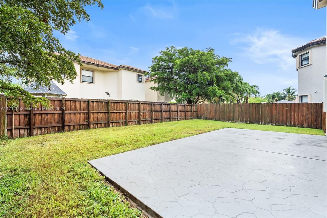 For Sale: $635,000 (4 beds, 2 baths, 2537 Square Feet)