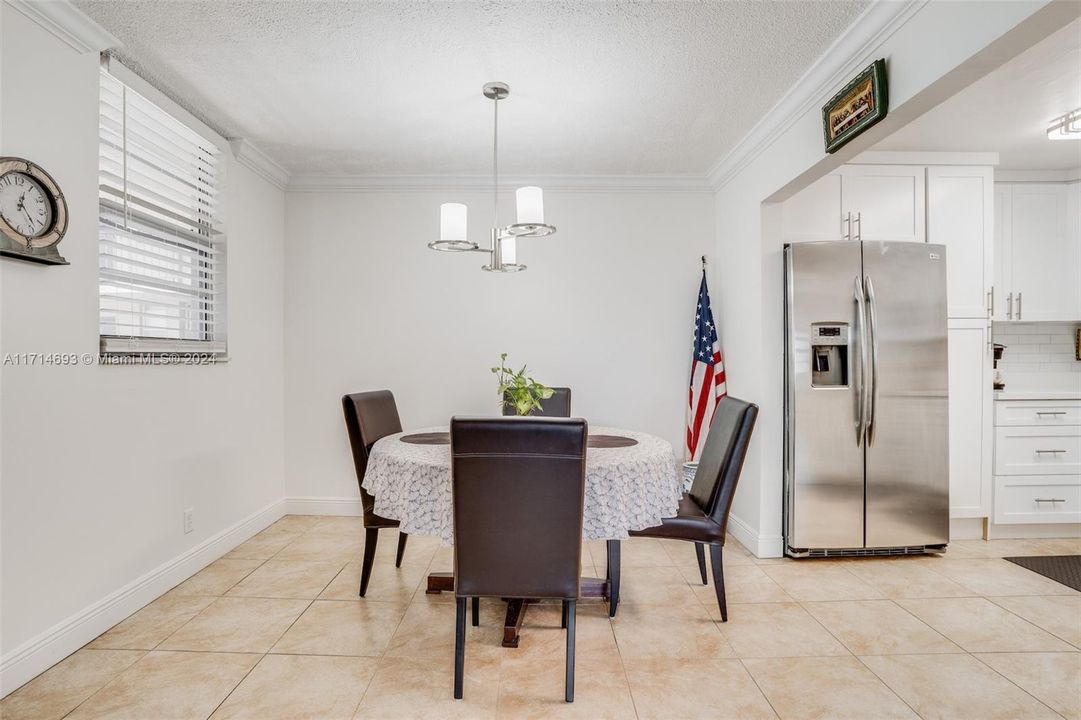 For Sale: $238,000 (2 beds, 2 baths, 1332 Square Feet)