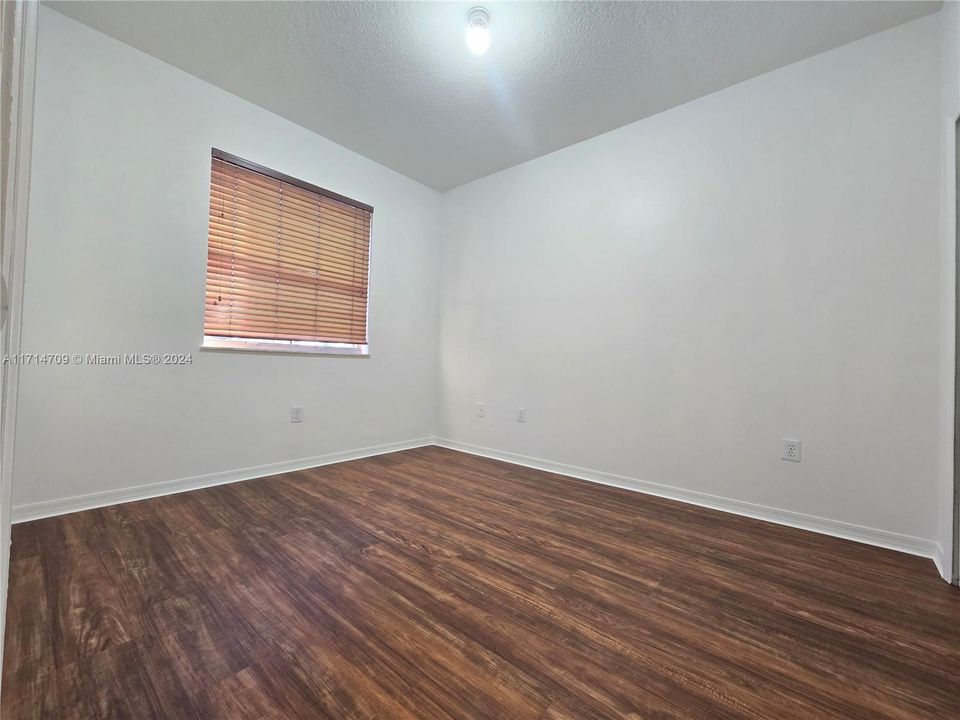 For Rent: $2,850 (3 beds, 2 baths, 1464 Square Feet)