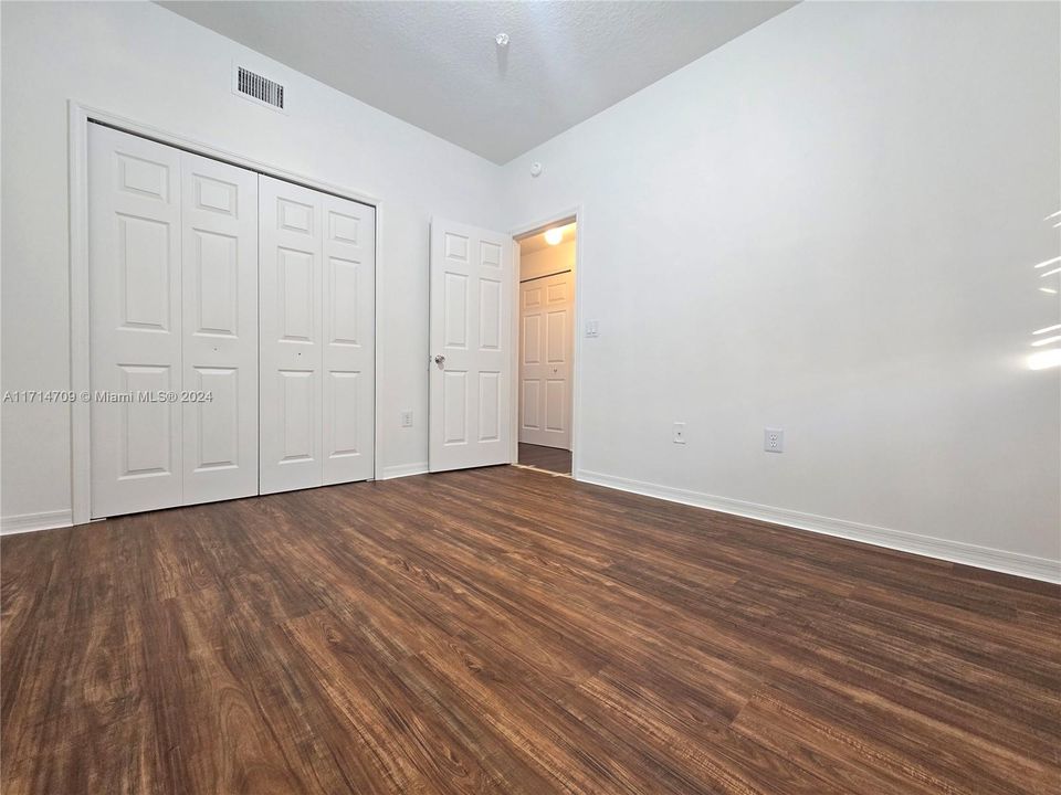 For Rent: $2,850 (3 beds, 2 baths, 1464 Square Feet)