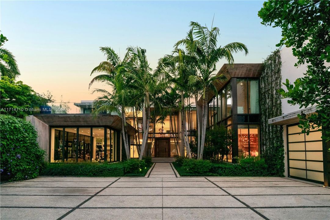 Recently Sold: $41,500,000 (7 beds, 10 baths, 13386 Square Feet)