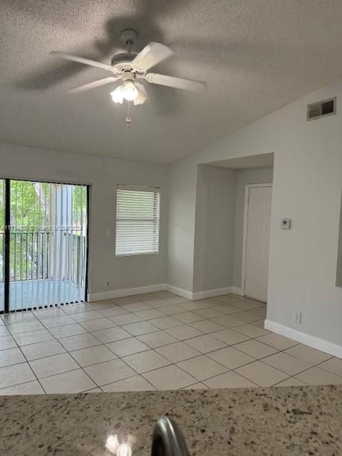 For Rent: $1,975 (2 beds, 2 baths, 1024 Square Feet)