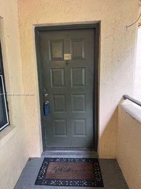 For Rent: $1,975 (2 beds, 2 baths, 1024 Square Feet)