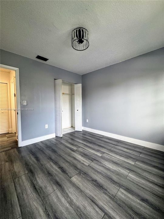 Recientemente alquilado: $3,400 (3 camas, 2 baños, 1248 Pies cuadrados)