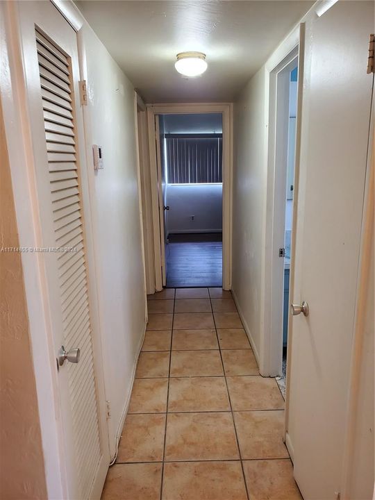 For Rent: $2,000 (2 beds, 2 baths, 1240 Square Feet)