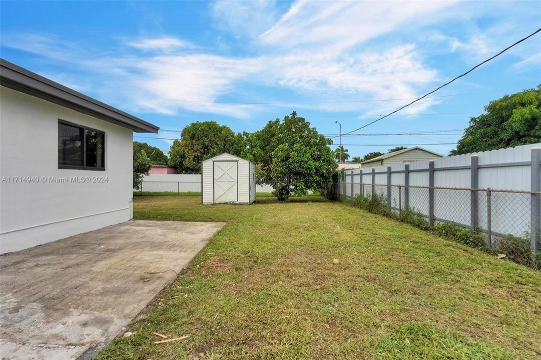 For Sale: $545,900 (3 beds, 2 baths, 1158 Square Feet)