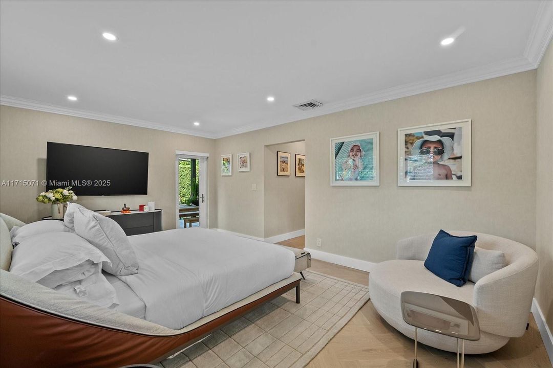 最近租的: $17,000 (3 贝兹, 3 浴室, 2552 平方英尺)