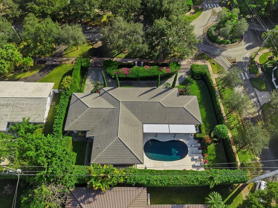 最近租的: $17,000 (3 贝兹, 3 浴室, 2552 平方英尺)