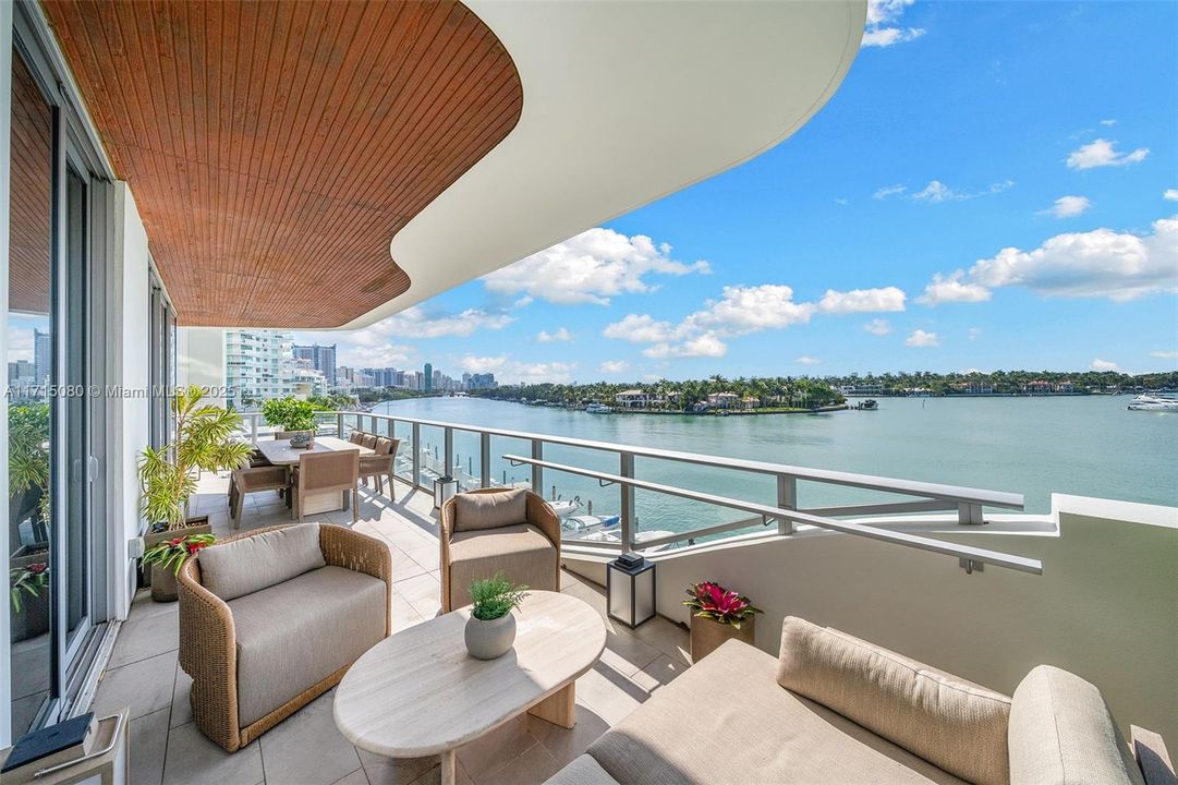 For Sale: $4,275,000 (4 beds, 3 baths, 2844 Square Feet)