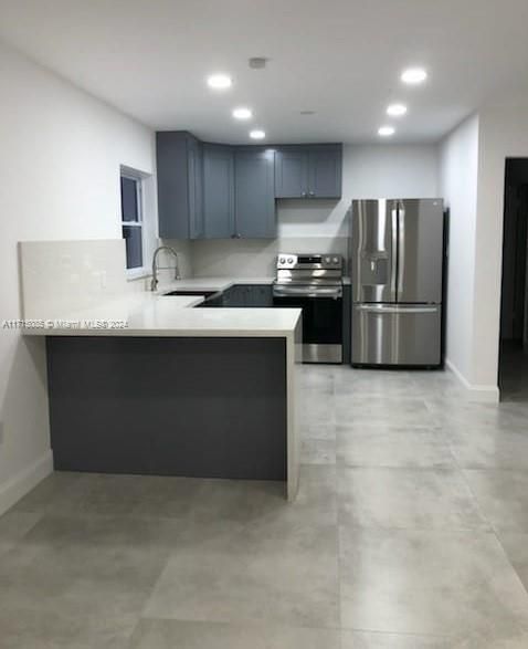 For Rent: $2,200 (3 beds, 2 baths, 1428 Square Feet)