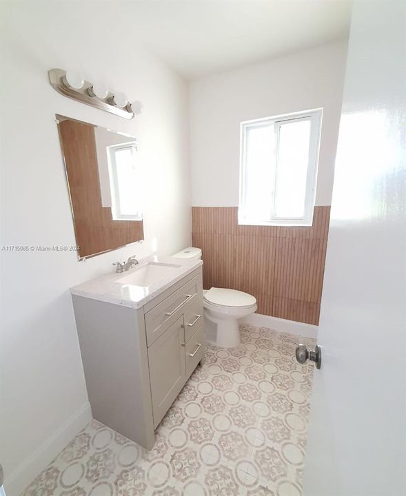 For Rent: $2,200 (3 beds, 2 baths, 1428 Square Feet)