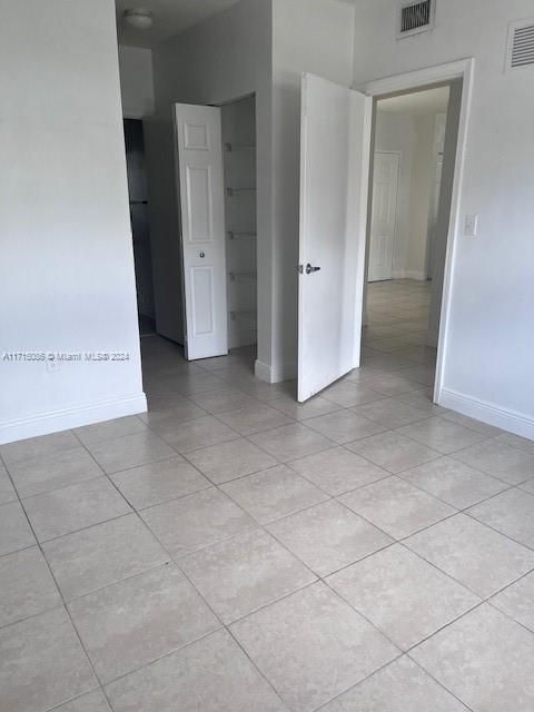 For Rent: $2,150 (2 beds, 2 baths, 809 Square Feet)