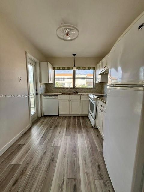 For Sale: $135,000 (2 beds, 2 baths, 980 Square Feet)