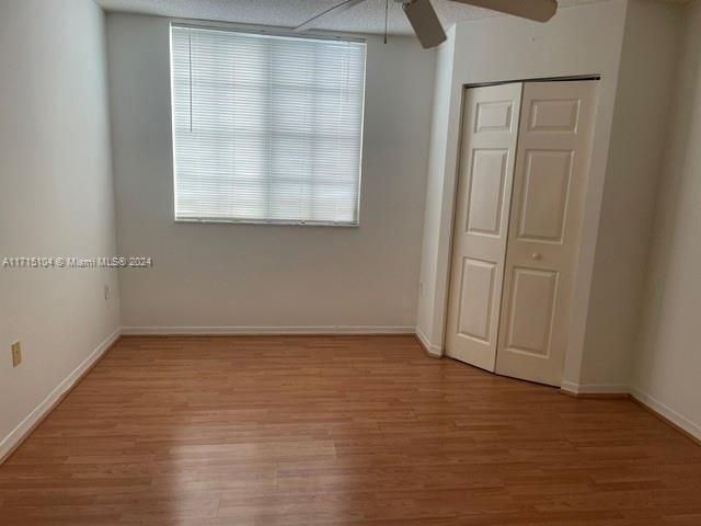 For Rent: $1,875 (1 beds, 1 baths, 742 Square Feet)