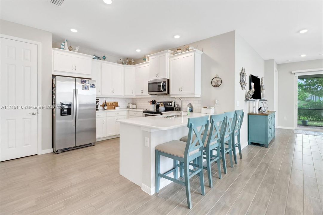 For Sale: $490,000 (2 beds, 2 baths, 1503 Square Feet)