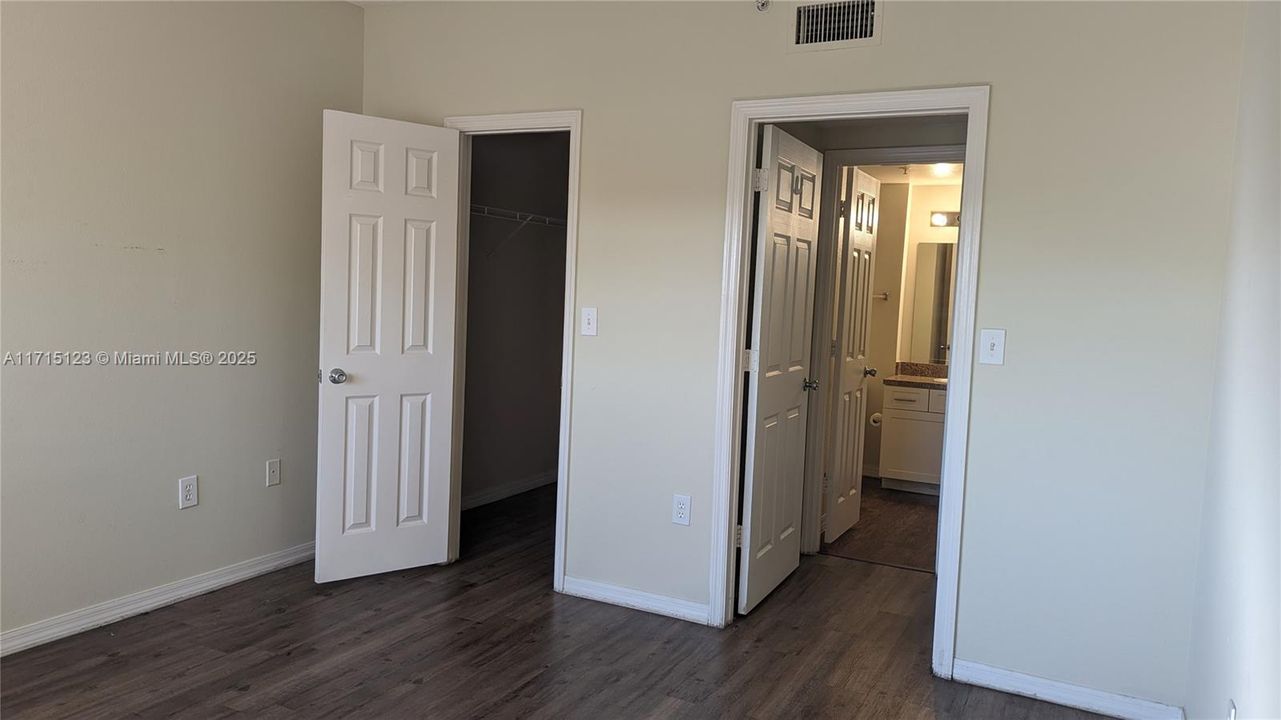 For Rent: $1,900 (1 beds, 1 baths, 690 Square Feet)