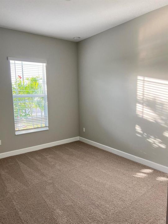 Office or bedroom on grand