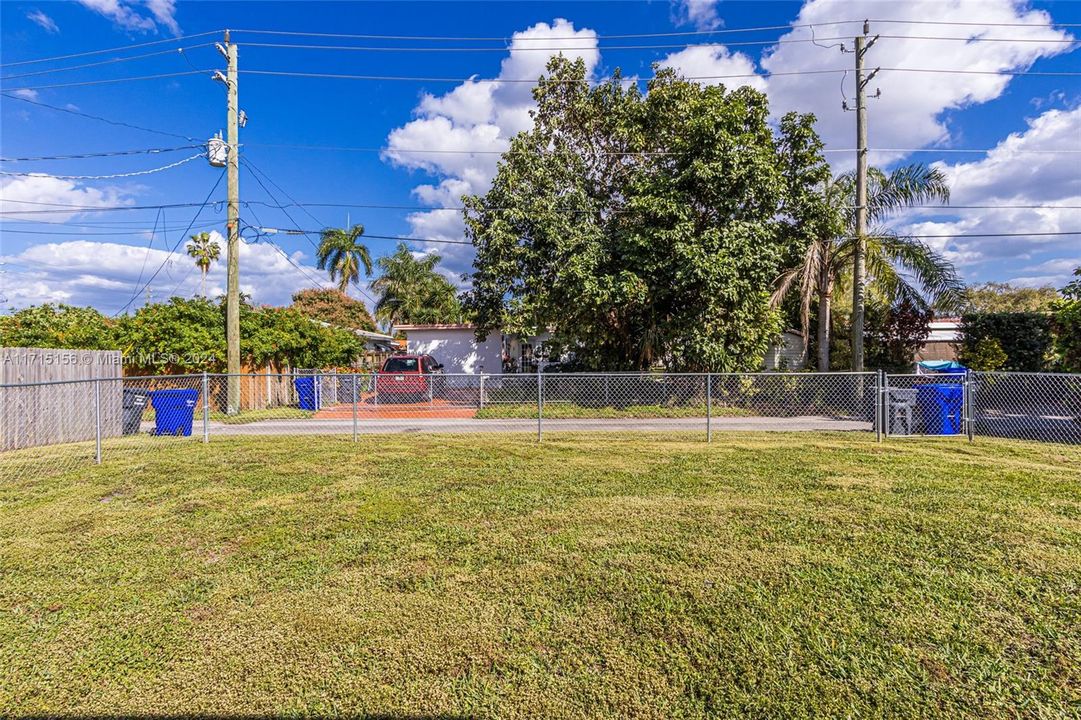 HUGE Fenced back yard,