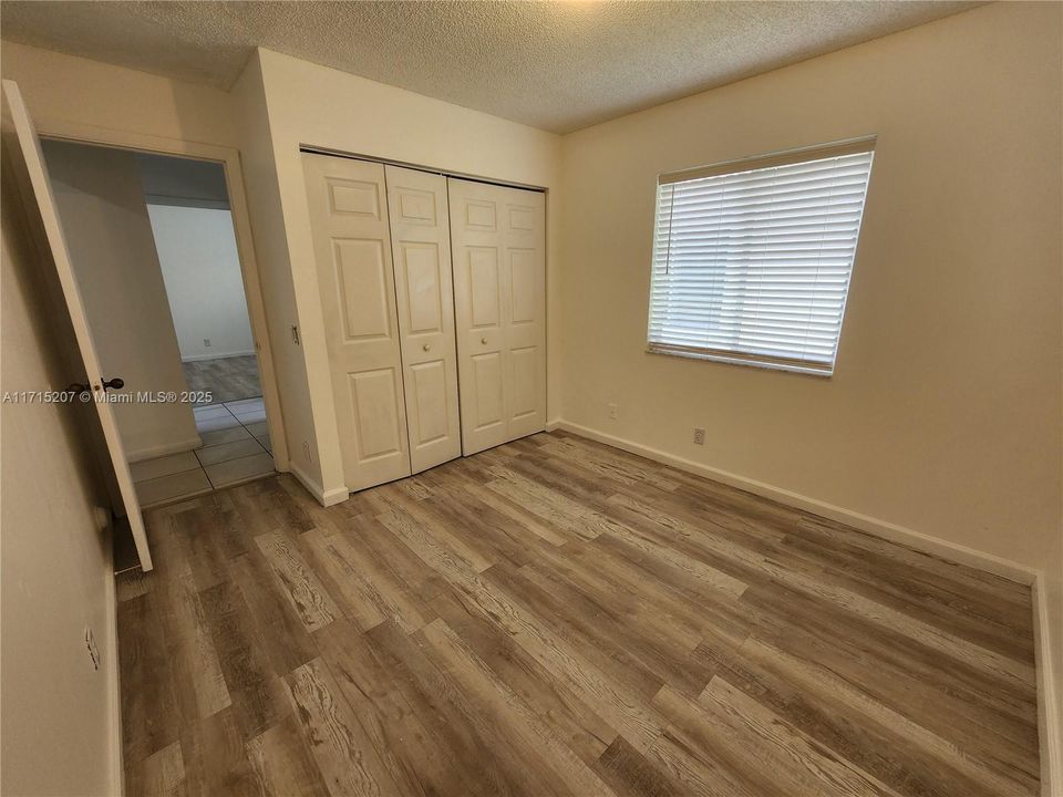 For Rent: $3,750 (3 beds, 2 baths, 1390 Square Feet)