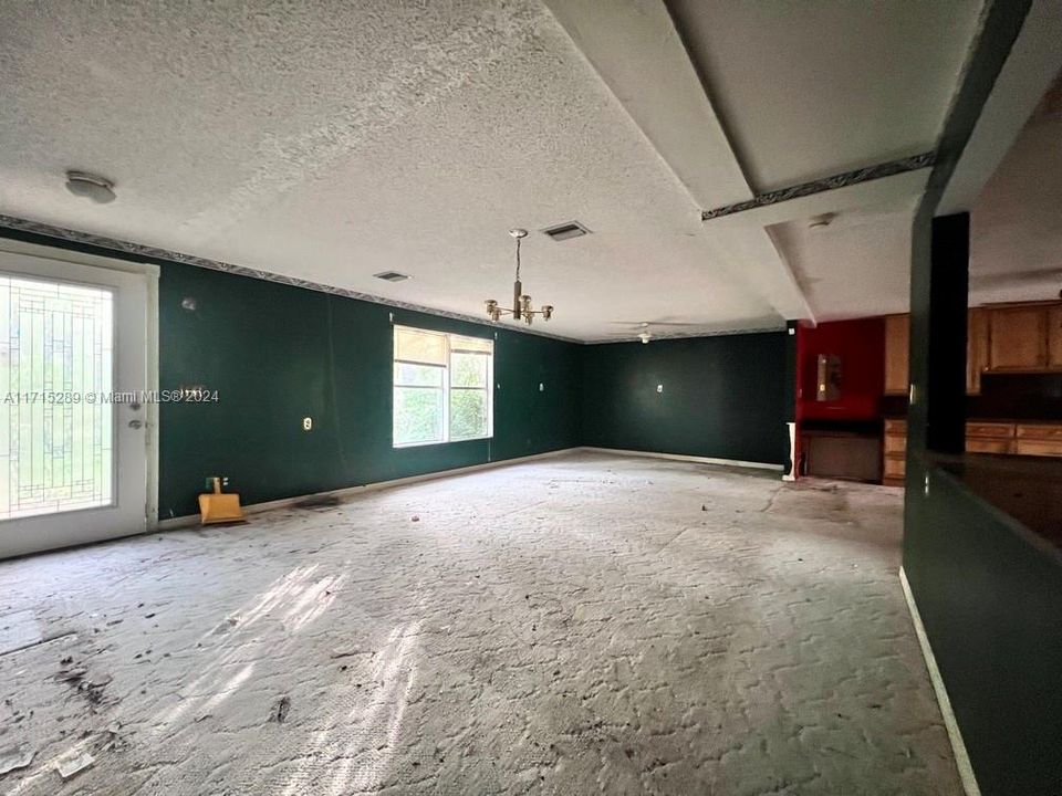 Недавно продано: $389,000 (4 спален, 3 ванн, 0 Квадратных фут)