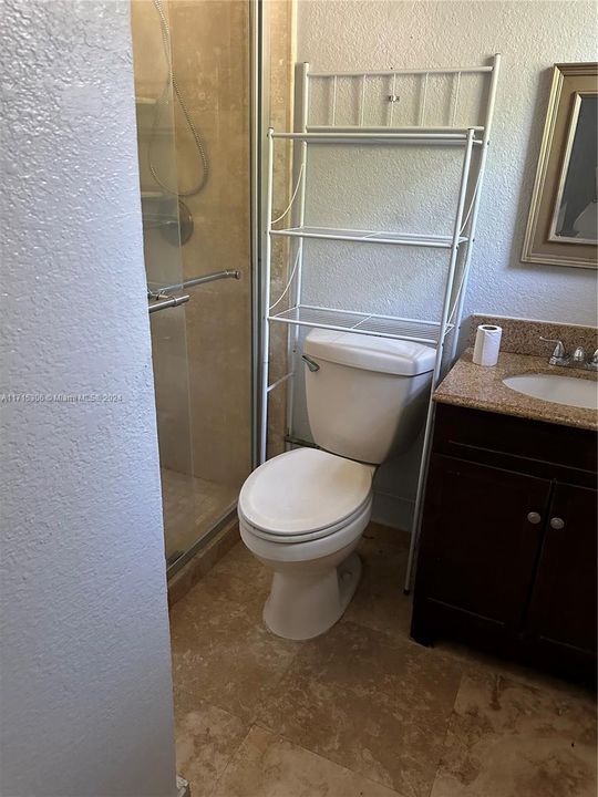 For Rent: $2,900 (3 beds, 2 baths, 1407 Square Feet)