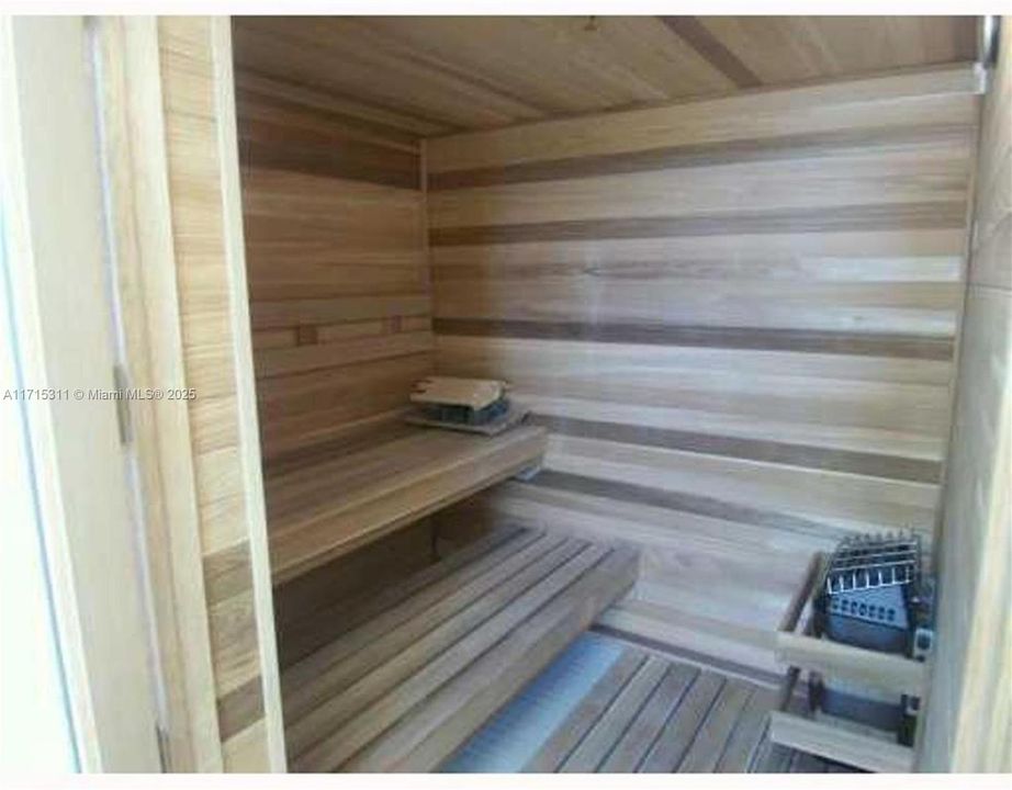 SAUNA